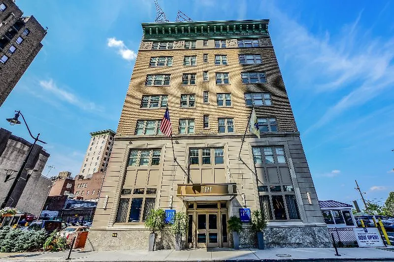 Hotel Tryp By Wyndham Newark Downtown